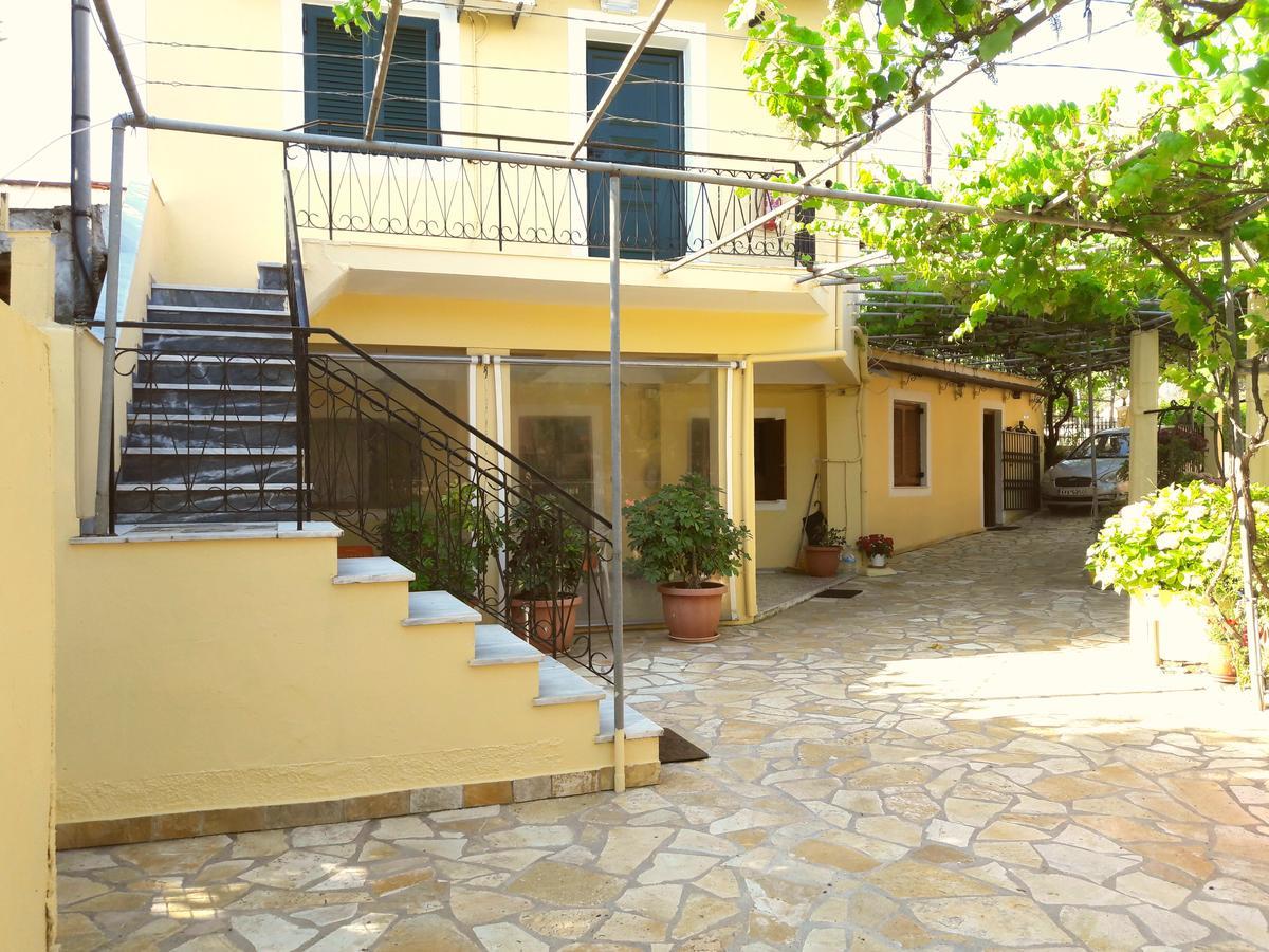 Bungalows Niki Acharavi  Buitenkant foto